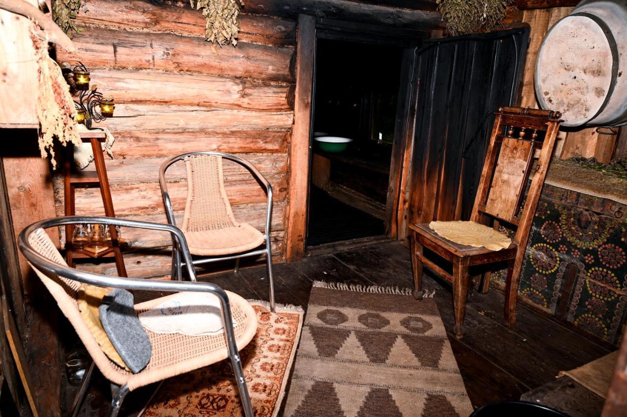 Idilliska Latgaliesu Lauku Maja Ar Melno Pirti Villa Aglona Dış mekan fotoğraf
